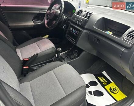 Серый Шкода Фабия, объемом двигателя 1.2 л и пробегом 167 тыс. км за 5100 $, фото 10 на Automoto.ua