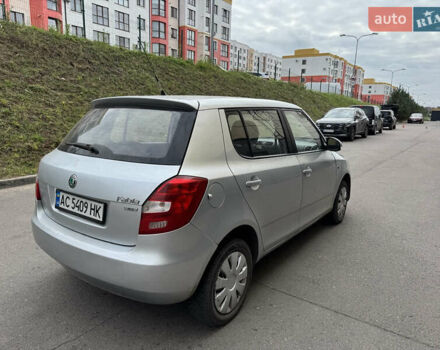 Сірий Шкода Фабія, об'ємом двигуна 1.39 л та пробігом 306 тис. км за 2950 $, фото 3 на Automoto.ua