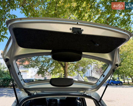 Сірий Шкода Фабія, об'ємом двигуна 1.2 л та пробігом 184 тис. км за 4800 $, фото 8 на Automoto.ua