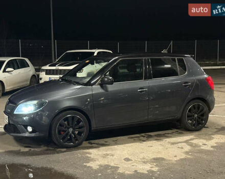 Сірий Шкода Фабія, об'ємом двигуна 1.4 л та пробігом 219 тис. км за 8600 $, фото 1 на Automoto.ua