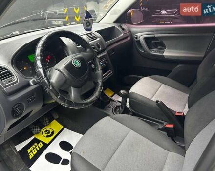 Серый Шкода Фабия, объемом двигателя 1.2 л и пробегом 167 тыс. км за 5100 $, фото 7 на Automoto.ua