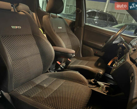 Сірий Шкода Фабія, об'ємом двигуна 1.4 л та пробігом 219 тис. км за 8600 $, фото 5 на Automoto.ua