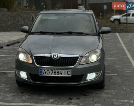 Серый Шкода Фабия, объемом двигателя 1.2 л и пробегом 248 тыс. км за 5700 $, фото 1 на Automoto.ua