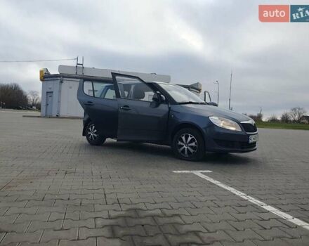 Серый Шкода Фабия, объемом двигателя 1.39 л и пробегом 290 тыс. км за 4200 $, фото 3 на Automoto.ua