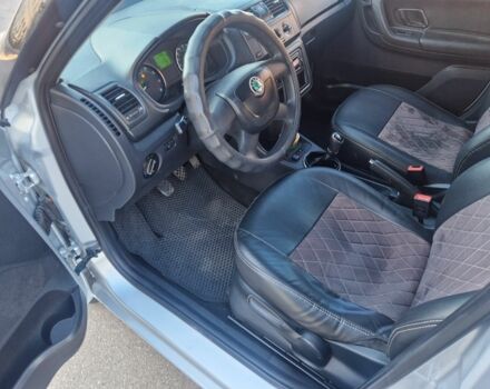Серый Шкода Фабия, объемом двигателя 0 л и пробегом 217 тыс. км за 5700 $, фото 13 на Automoto.ua