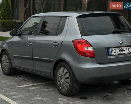 Серый Шкода Фабия, объемом двигателя 1.2 л и пробегом 248 тыс. км за 5700 $, фото 6 на Automoto.ua