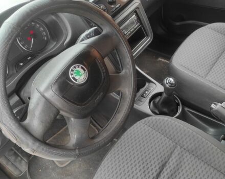 Сірий Шкода Фабія, об'ємом двигуна 1.4 л та пробігом 350 тис. км за 3400 $, фото 7 на Automoto.ua