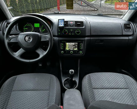 Сірий Шкода Фабія, об'ємом двигуна 1.2 л та пробігом 325 тис. км за 5600 $, фото 32 на Automoto.ua