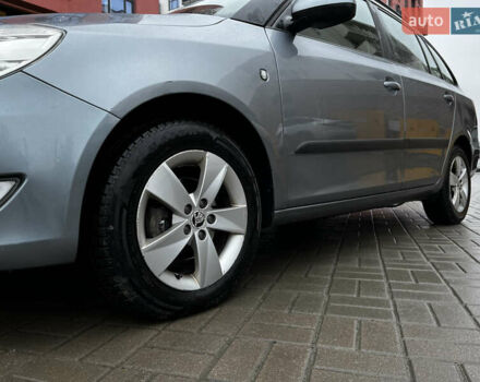 Сірий Шкода Фабія, об'ємом двигуна 1.2 л та пробігом 325 тис. км за 5600 $, фото 18 на Automoto.ua