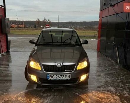 Серый Шкода Фабия, объемом двигателя 1.2 л и пробегом 325 тыс. км за 5300 $, фото 1 на Automoto.ua