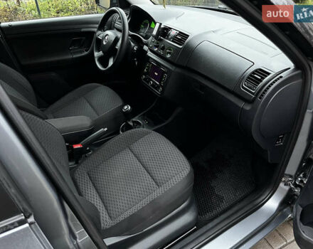 Сірий Шкода Фабія, об'ємом двигуна 1.2 л та пробігом 325 тис. км за 5600 $, фото 30 на Automoto.ua