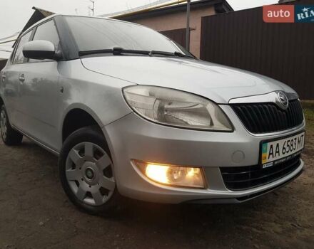 Серый Шкода Фабия, объемом двигателя 1.4 л и пробегом 154 тыс. км за 5350 $, фото 8 на Automoto.ua