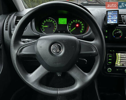 Сірий Шкода Фабія, об'ємом двигуна 1.2 л та пробігом 325 тис. км за 5600 $, фото 35 на Automoto.ua