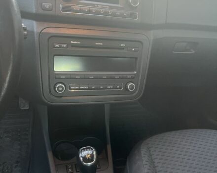 Сірий Шкода Фабія, об'ємом двигуна 1.2 л та пробігом 182 тис. км за 5850 $, фото 5 на Automoto.ua