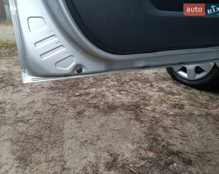 Серый Шкода Фабия, объемом двигателя 1.4 л и пробегом 154 тыс. км за 5350 $, фото 6 на Automoto.ua