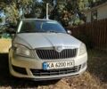 Сірий Шкода Фабія, об'ємом двигуна 1.2 л та пробігом 187 тис. км за 5000 $, фото 1 на Automoto.ua