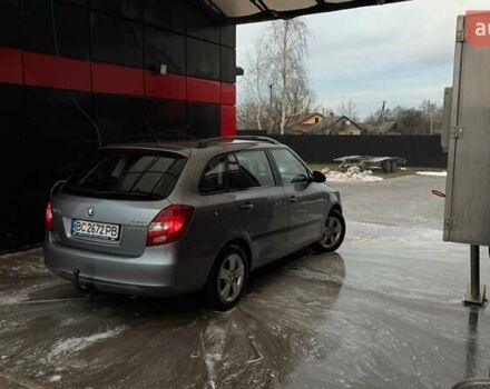 Серый Шкода Фабия, объемом двигателя 1.2 л и пробегом 325 тыс. км за 5300 $, фото 3 на Automoto.ua