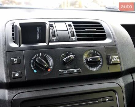 Серый Шкода Фабия, объемом двигателя 1.39 л и пробегом 258 тыс. км за 4999 $, фото 27 на Automoto.ua