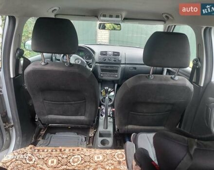 Сірий Шкода Фабія, об'ємом двигуна 1.6 л та пробігом 270 тис. км за 6300 $, фото 4 на Automoto.ua