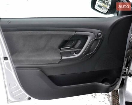 Серый Шкода Фабия, объемом двигателя 1.39 л и пробегом 258 тыс. км за 4999 $, фото 12 на Automoto.ua