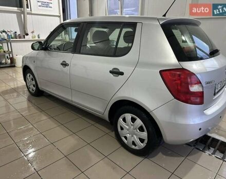 Сірий Шкода Фабія, об'ємом двигуна 1.39 л та пробігом 191 тис. км за 5500 $, фото 15 на Automoto.ua