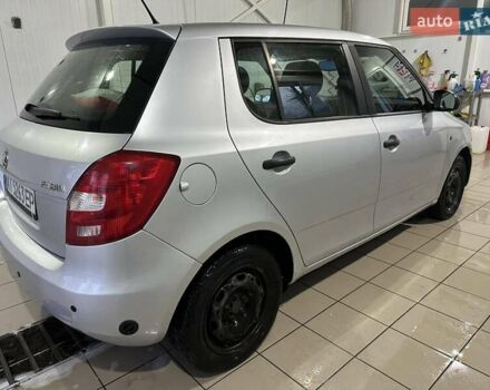 Сірий Шкода Фабія, об'ємом двигуна 1.39 л та пробігом 191 тис. км за 5500 $, фото 14 на Automoto.ua