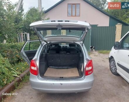 Сірий Шкода Фабія, об'ємом двигуна 1.6 л та пробігом 270 тис. км за 6300 $, фото 6 на Automoto.ua