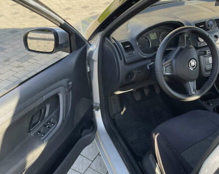 Серый Шкода Фабия, объемом двигателя 1.39 л и пробегом 236 тыс. км за 4700 $, фото 19 на Automoto.ua