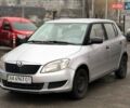 Сірий Шкода Фабія, об'ємом двигуна 1.39 л та пробігом 220 тис. км за 4200 $, фото 1 на Automoto.ua