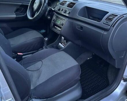 Сірий Шкода Фабія, об'ємом двигуна 1.39 л та пробігом 191 тис. км за 5500 $, фото 7 на Automoto.ua