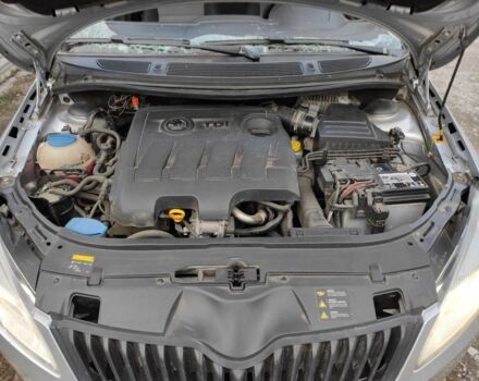 Сірий Шкода Фабія, об'ємом двигуна 1.6 л та пробігом 298 тис. км за 2000 $, фото 6 на Automoto.ua