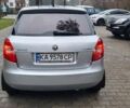 Серый Шкода Фабия, объемом двигателя 1.4 л и пробегом 140 тыс. км за 7500 $, фото 4 на Automoto.ua