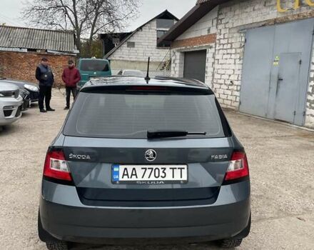 Шкода Фабия 2015 в Чернигове на Automoto.ua Серый Шкода Фабия, объемом двигателя 1 л и пробегом 191 тыс. км за 5650 $, фото 5 на Automoto.ua