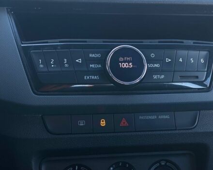 Серый Шкода Фабия, объемом двигателя 1 л и пробегом 194 тыс. км за 6400 $, фото 8 на Automoto.ua