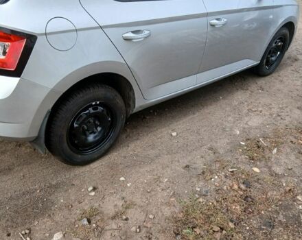 Серый Шкода Фабия, объемом двигателя 1 л и пробегом 138 тыс. км за 6750 $, фото 2 на Automoto.ua