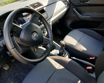 Серый Шкода Фабия, объемом двигателя 1 л и пробегом 138 тыс. км за 6700 $, фото 1 на Automoto.ua