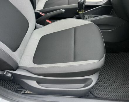 Серый Шкода Фабия, объемом двигателя 1.4 л и пробегом 167 тыс. км за 8300 $, фото 11 на Automoto.ua