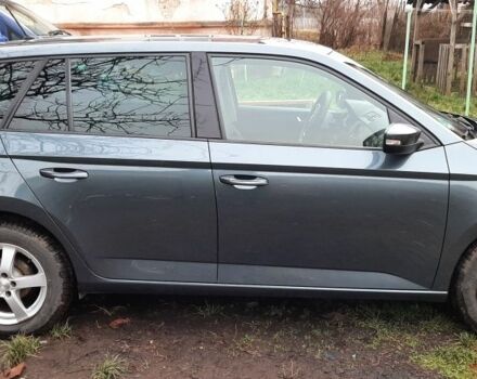 Сірий Шкода Фабія, об'ємом двигуна 1.4 л та пробігом 250 тис. км за 8500 $, фото 2 на Automoto.ua