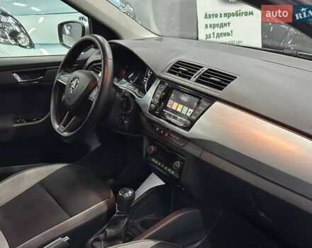 Серый Шкода Фабия, объемом двигателя 1.42 л и пробегом 167 тыс. км за 7999 $, фото 18 на Automoto.ua