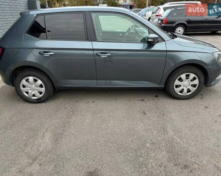 Шкода Фабия 2018 в Харькове на Automoto.ua Серый Шкода Фабия, объемом двигателя 1 л и пробегом 199 тыс. км за 6999 $, фото 8 на Automoto.ua
