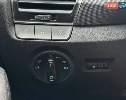 Шкода Фабия 2018 в Харькове на Automoto.ua Серый Шкода Фабия, объемом двигателя 1 л и пробегом 199 тыс. км за 6999 $, фото 40 на Automoto.ua