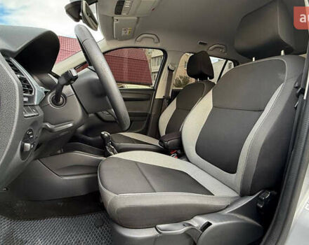 Шкода Фабия 2018 в Бердичеве на Automoto.ua Серый Шкода Фабия, объемом двигателя 1.4 л и пробегом 210 тыс. км за 8500 $, фото 19 на Automoto.ua