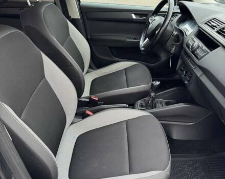 Шкода Фабия 2018 в Харькове на Automoto.ua Серый Шкода Фабия, объемом двигателя 1 л и пробегом 199 тыс. км за 6999 $, фото 19 на Automoto.ua