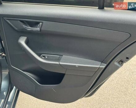 Шкода Фабия 2018 в Харькове на Automoto.ua Серый Шкода Фабия, объемом двигателя 1 л и пробегом 199 тыс. км за 6999 $, фото 24 на Automoto.ua