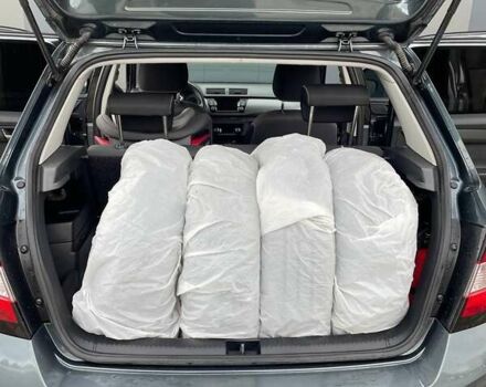 Серый Шкода Фабия, объемом двигателя 1.6 л и пробегом 29 тыс. км за 14500 $, фото 35 на Automoto.ua