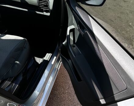 Сірий Шкода Фабія, об'ємом двигуна 1 л та пробігом 108 тис. км за 13000 $, фото 4 на Automoto.ua