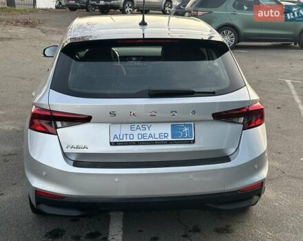 Серый Шкода Фабия, объемом двигателя 1 л и пробегом 61 тыс. км за 13990 $, фото 6 на Automoto.ua