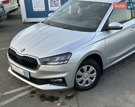 Серый Шкода Фабия, объемом двигателя 1 л и пробегом 61 тыс. км за 13990 $, фото 10 на Automoto.ua