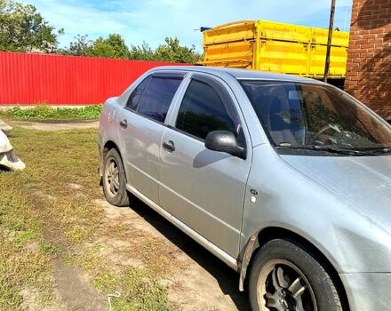 Серый Шкода Фабия, объемом двигателя 1.4 л и пробегом 327 тыс. км за 1950 $, фото 1 на Automoto.ua