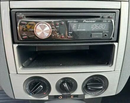 Сірий Шкода Фабія, об'ємом двигуна 1.39 л та пробігом 123 тис. км за 5250 $, фото 8 на Automoto.ua